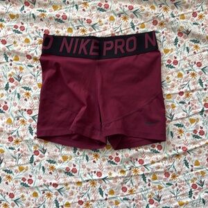 Nike Pro